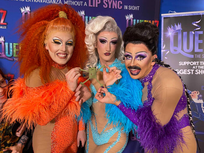 Meeting the drag queens at Queenz